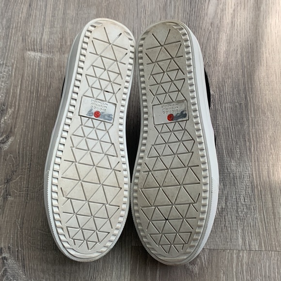 SOLD BLONDO Waterproof Black Suede Slip On Gallert Sneakers - Picture 6 of 8